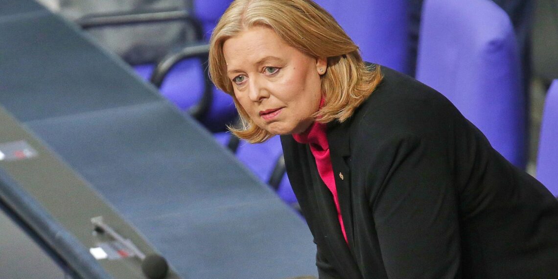 Bauindustrie-Chef findet Äußerungen von Bas "mehr als unglücklich" 1 Bärbel Bas (Archiv)