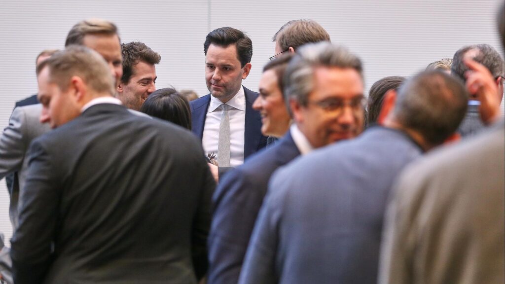 Johannes Winkel und andere Renten-Rebellen am 02.12.2025