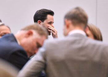 Johannes Winkel und andere Renten-Rebellen auf der Unions-Fraktionssitzung am 02.12.2025