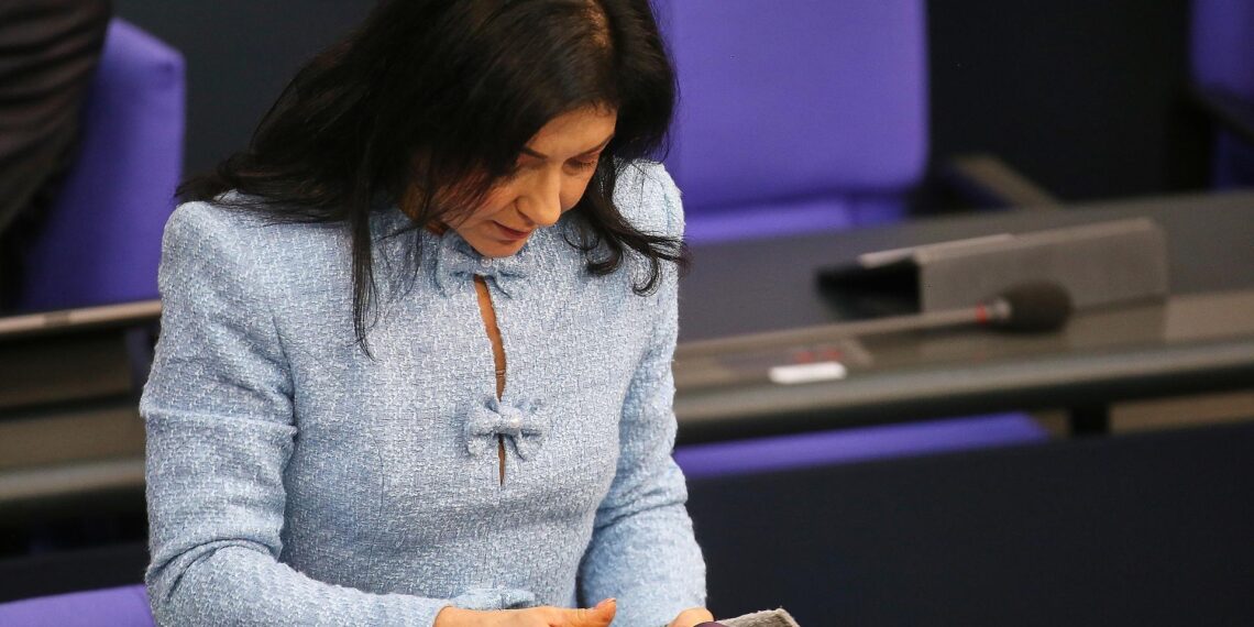 Reiche will frühere Unternehmensteuersenkung 1 Katherina Reiche (Archiv)