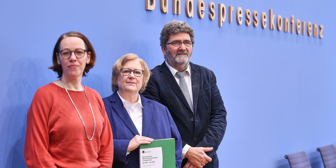 Menschenrechtsbericht des DIMR am 08.12.2025