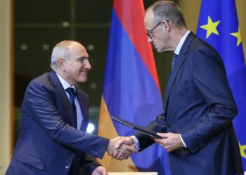 Nikol Paschinjan und Friedrich Merz am 09.12.2025