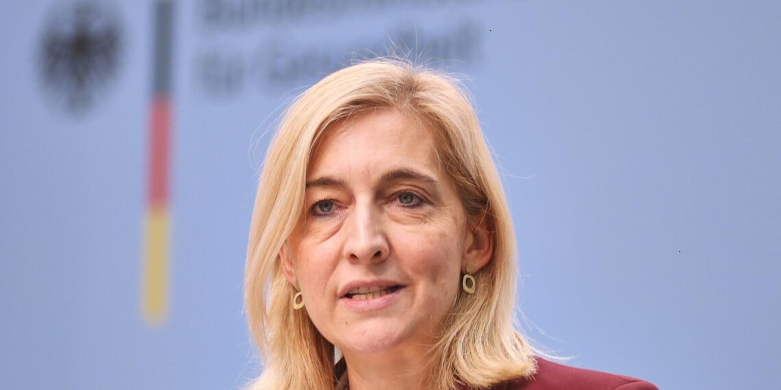 Warken will stärker für Frauengesundheit sensibilisieren 1 Nina Warken am 11.12.2025