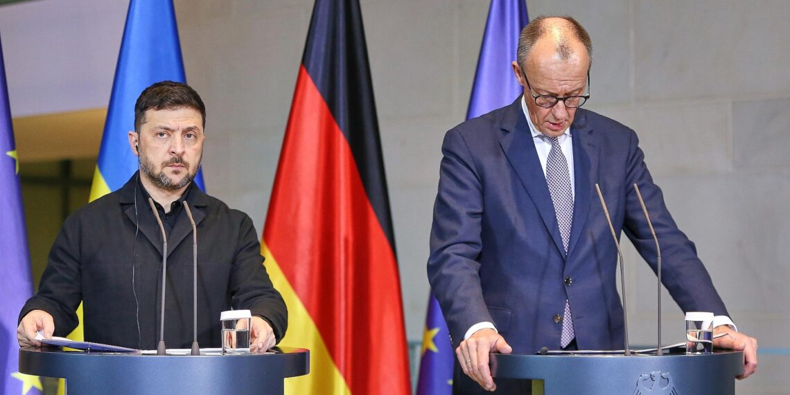 Merz lobt "beachtliche" US-Sicherheitsgarantien für Ukraine 1 Wolodymyr Selenskyj und Friedrich Merz am 15.12.2025