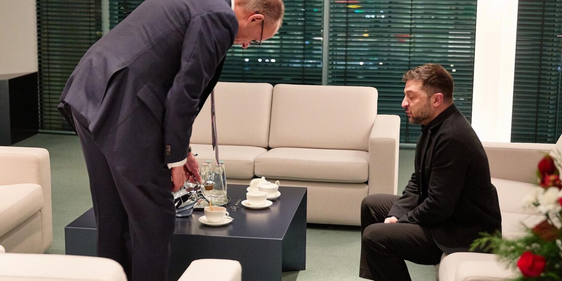 Grüne pochen auf Bundestagsmitwirkung bei Ukraine-Darlehen 1 Friedrich Merz und Wolodymyr Selenskyj am 15.12.2025