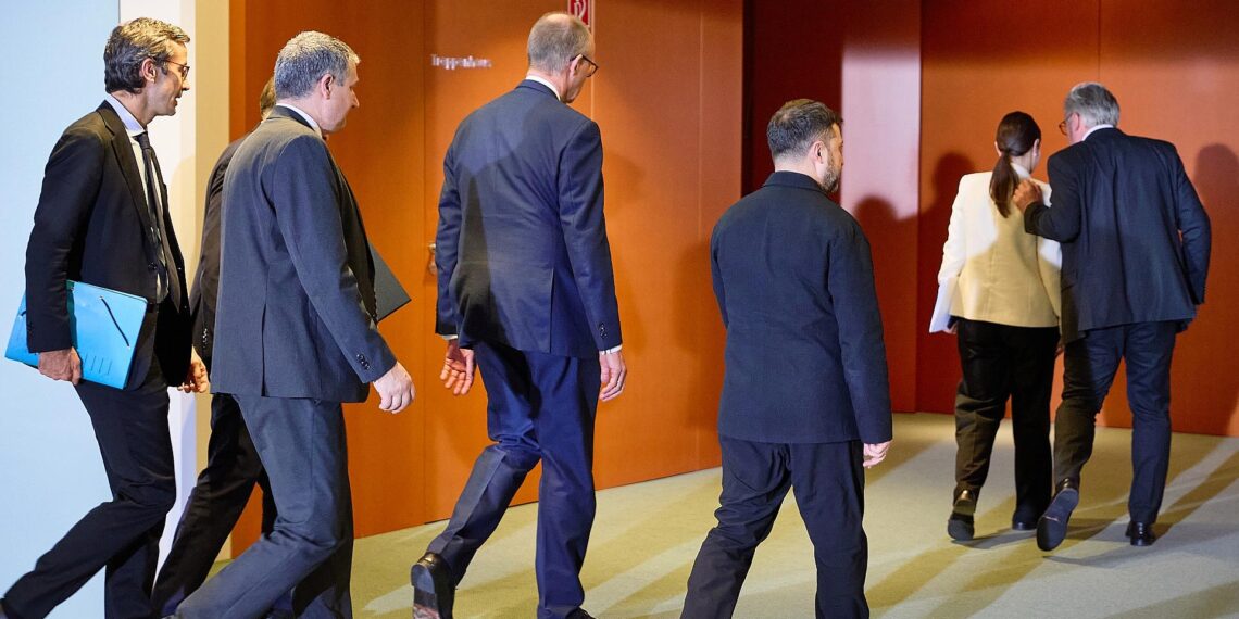 Europäer begrüßen Fortschritte bei Ukraine-Gesprächen 1 Friedrich Merz und Wolodymyr Selenskyj am 15.12.2025