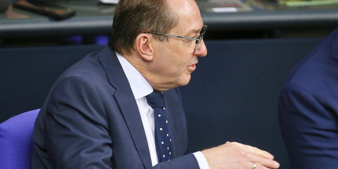 Dobrindt will weitere 535 Afghanen nach Deutschland holen 1 Alexander Dobrindt am 17.12.2025