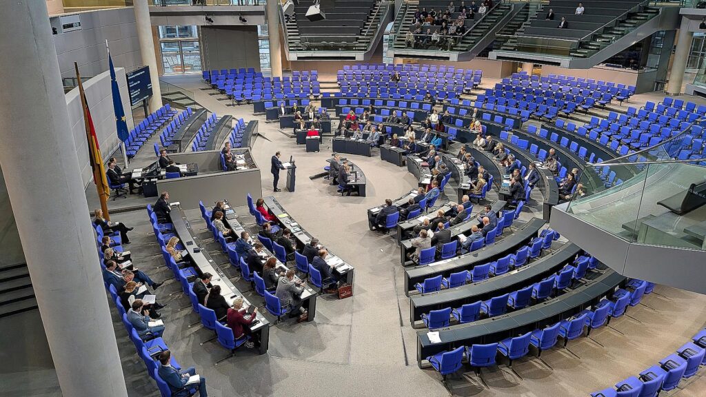 Bundestagssitzung am 18.12.2025