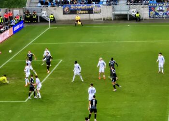 Chancenwucher im Ludwigspark: Saarbrückens Sieglos-Serie hält an 2 3. Liga, 18. Spieltag. 1. FC Saarbrücken - TSG Hoffenheim II, 13.12.2025