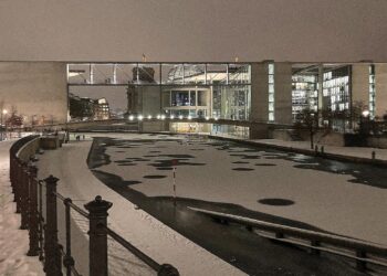 Bundestag im Winter am 12.01.2026