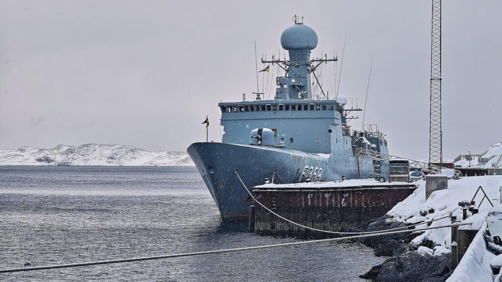 Dänisches Kriegsschiff in Grönland am 19.01.2026