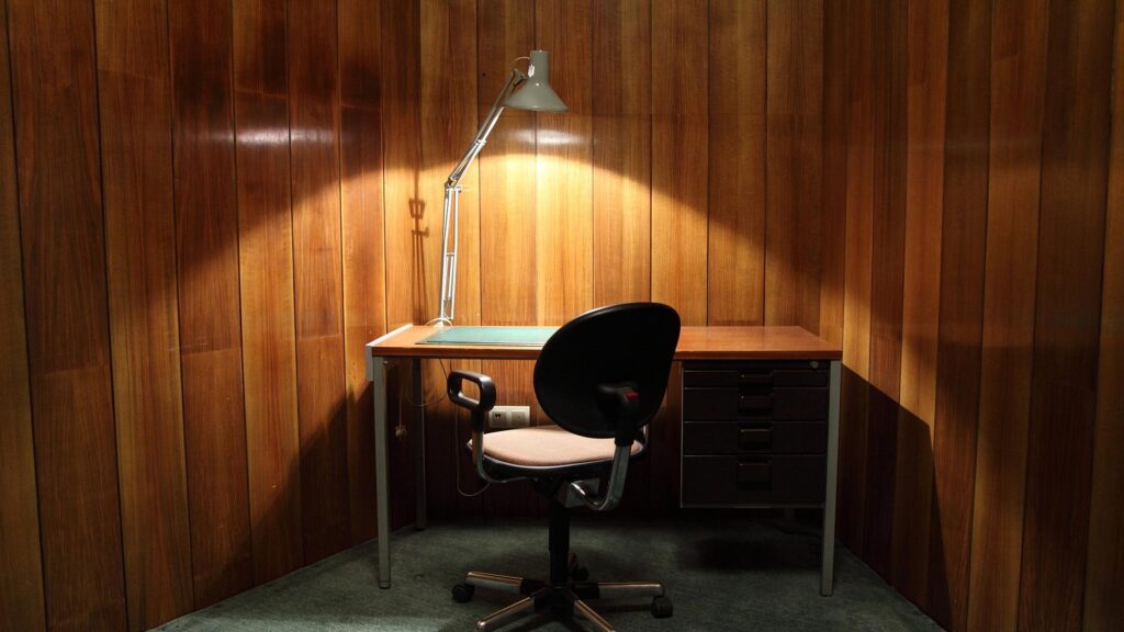 Schreibtisch (Archiv)