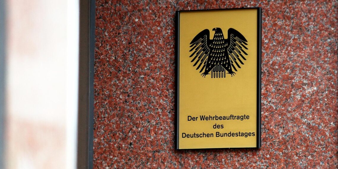 Wehrbeauftragter will härteres Vorgehen gegen sexuelle Übergriffe 1 Wehrbeauftragter des Deutschen Bundestags (Archiv)