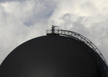 RWE fordert vom Bund Ausschreibung der Gas-Kraftwerke bis März 2 Gasspeicher (Archiv)