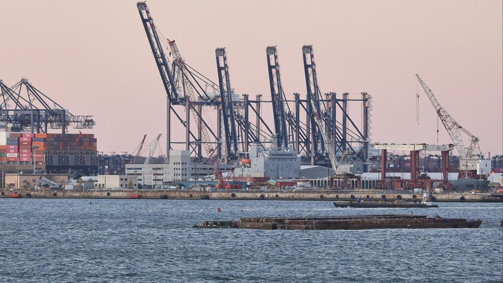 Industrieanlagen (Archiv)