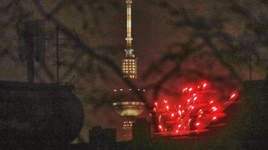 Silvesterfeuerwerk am Berliner Fernsehturm