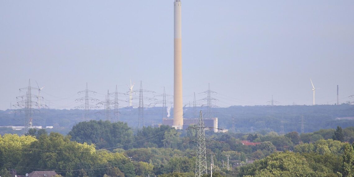 Umfrage: Jeder Zweite offen für klimaneutralen Industrieumbau 1 Ruhrgebiet (Archiv)