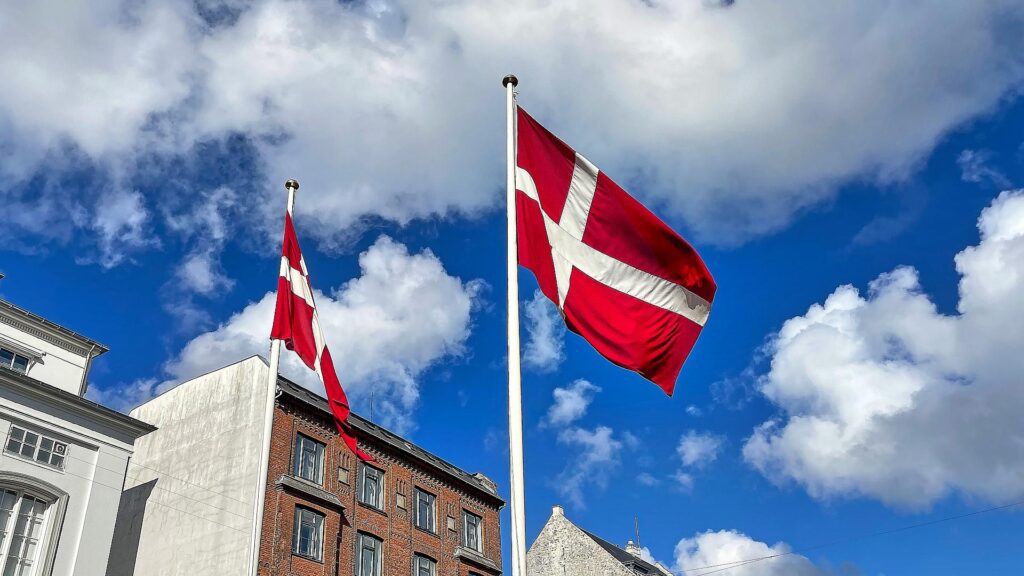 Dänemark Fahnen (Archiv)