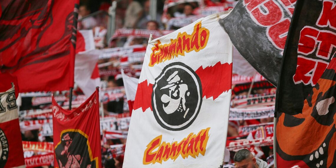 Fans des VfB Stuttgart (Archiv)