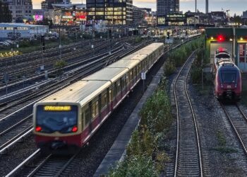 S-Bahn in Berlin (Archiv)