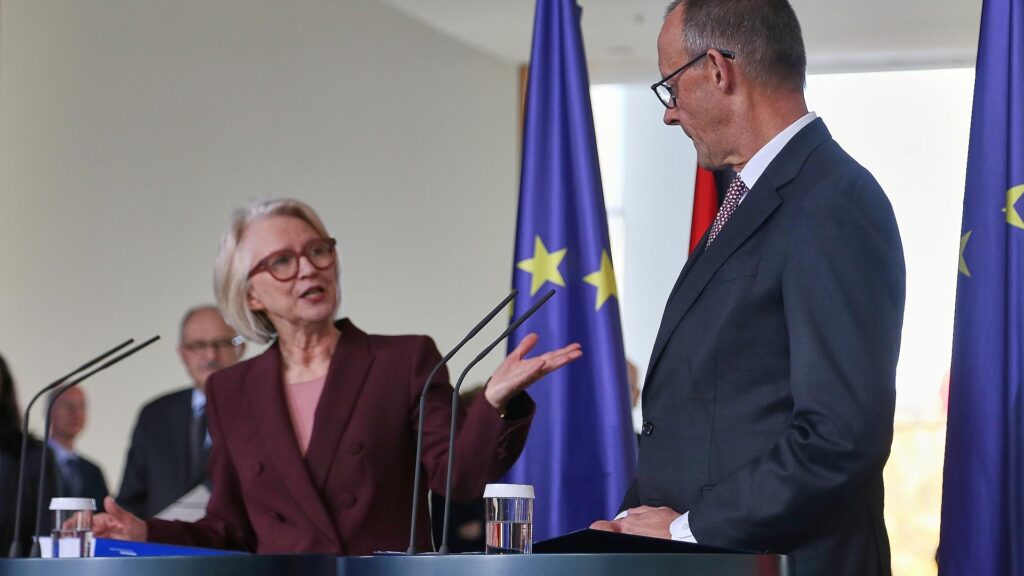 Monika Schnitzer und Friedrich Merz (Archiv)