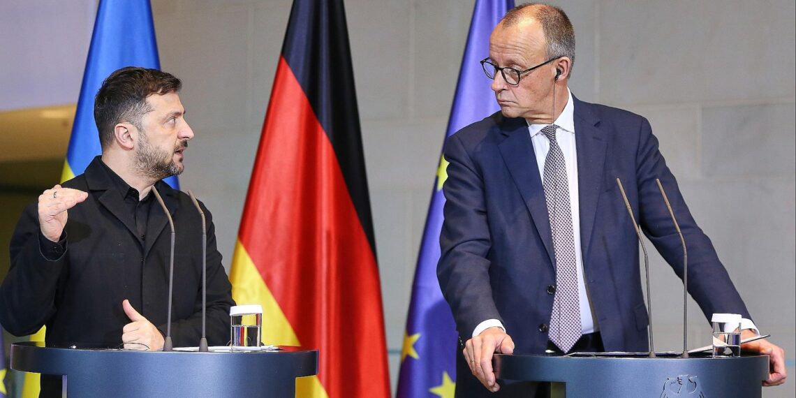 Telefonat: Selenskyj dankt Merz für Winterhilfe 1 Wolodymyr Selenskyj und Friedrich Merz (Archiv)