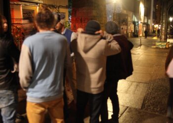 Junge Männer (Archiv)