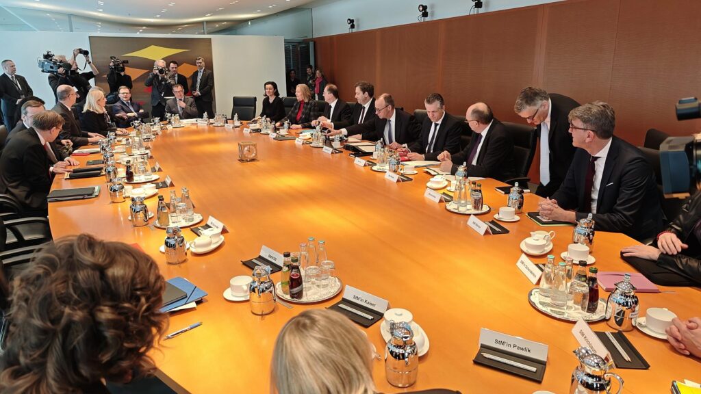 Kabinettssitzung (Archiv)