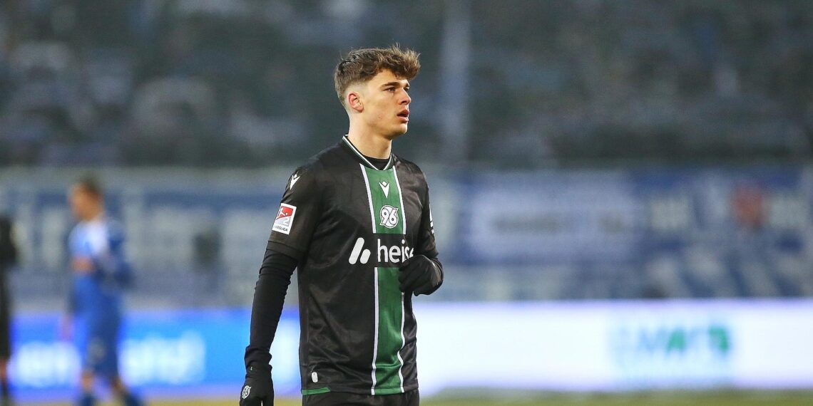 2. Bundesliga: Hannover besiegt Hertha - FCK schlägt Fürth 1 Noah Weißhaupt (Archiv)