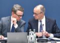 Carsten Linnemann und Friedrich Merz am 09.02.2026