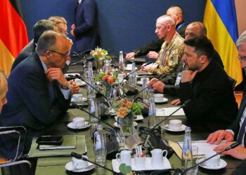 Friedrich Merz und Wolodymyr Selenskyj am 13.02.2026