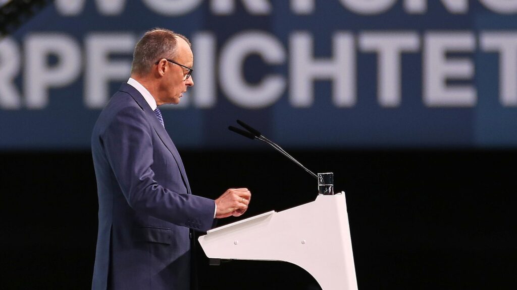 Merz auf Parteitag: "Amerikaner sollen unsere Freunde bleiben" 15 Friedrich Merz am 20.02.2026