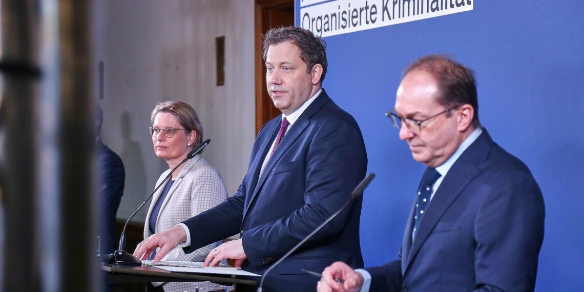 Vorstellung des gemeinsamen Aktionsplans gegen Organisierte Kriminalität am 25.02.2026
