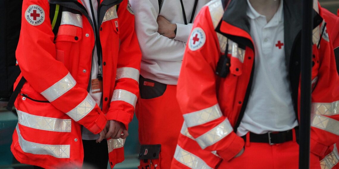 Über 300 humanitäre Helfer in 2025 getötet 1 DRK-Helfer (Archiv)