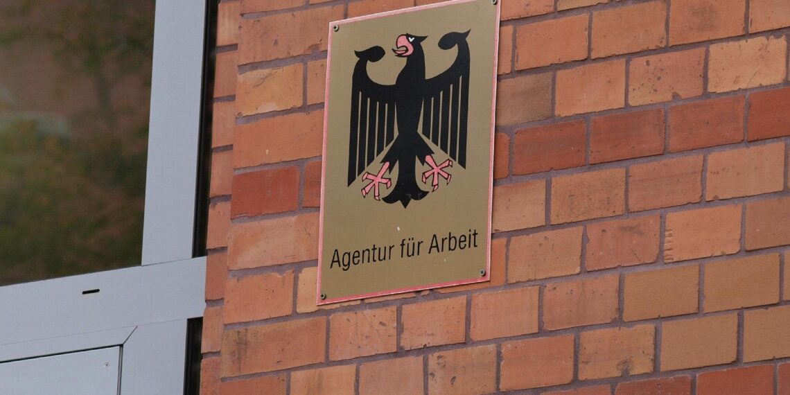 Regierung fehlt Überblick über Ausreise von Kurzzeit-Arbeitskräften 1 Bundesagentur für Arbeit (Archiv)
