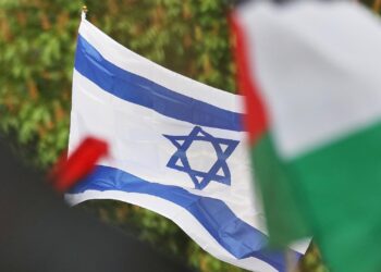 Alabali Radovan wirft Israel Gefährdung von Zweistaatenlösung vor 4 Pro-Palästina-Demo und Gegendemo (Archiv)