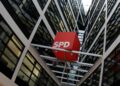 SPD-Logo im Willy-Brandt-Haus (Archiv)