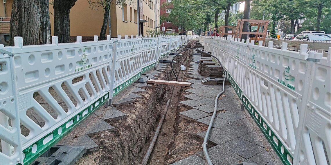 Aufgerissener Bürgersteig (Archiv)