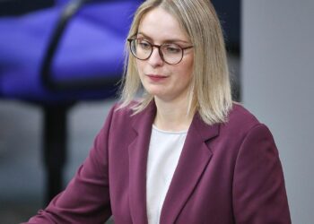 Beauftragte pocht auf Konsequenzen aus Rassismus-Studie 2 Natalie Pawlik (Archiv)