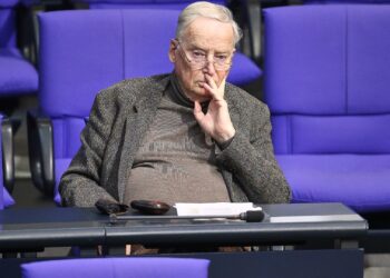 Gauland verteidigt AfD gegen Filz-Vorwürfe 2 Alexander Gauland (Archiv)