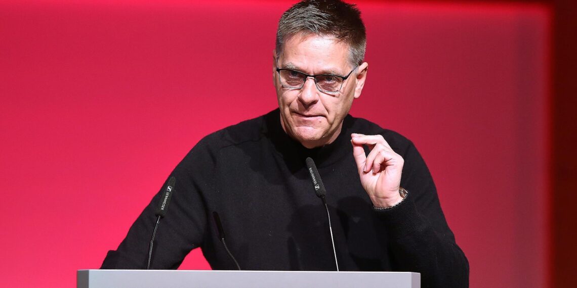 BSW-Generalsekretär nennt Debatte über Rente mit 70 einen "Skandal" 1 Oliver Ruhnert (Archiv)