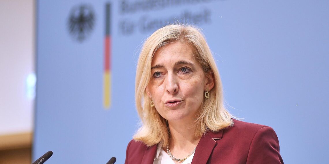 Warken kündigt Verbesserungen bei E-Patientenakte an 1 Nina Warken (Archiv)