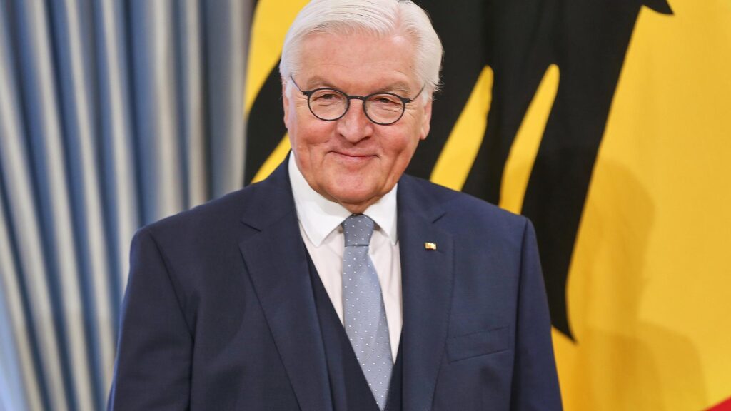 Steinmeier für Brandmauern gegen Extremisten 11 Frank-Walter Steinmeier (Archiv)