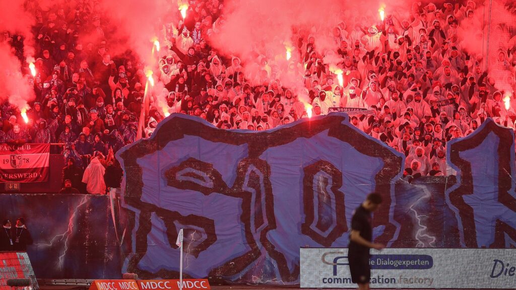 FCM-Fans mit Pyrotechnik beim Spiel gegen Dynamo Dresden am 26.01.2026