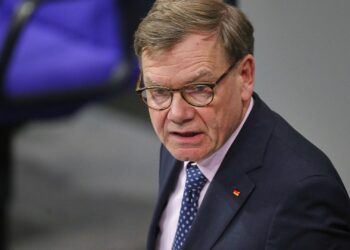 Regierung in der Kritik wegen Evakuierungsplänen im Nahen Osten 2 Johann Wadephul (Archiv)