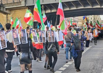 Demo für Regime-Wechsel im Iran (Archiv)