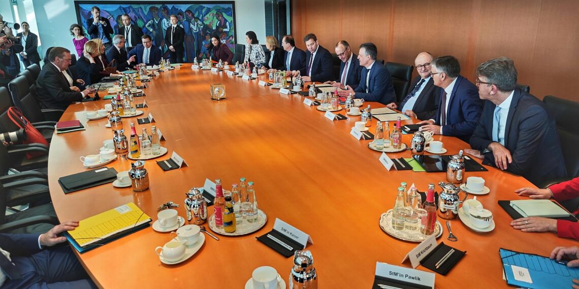 Merz bei Kabinettssitzung am 04.03.2026