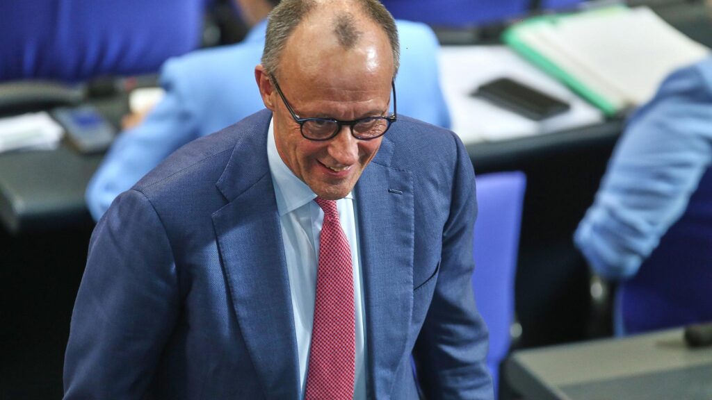 Infratest: Union setzt sich in Sonntagsfrage von AfD ab 11 Friedrich Merz am 05.03.2026