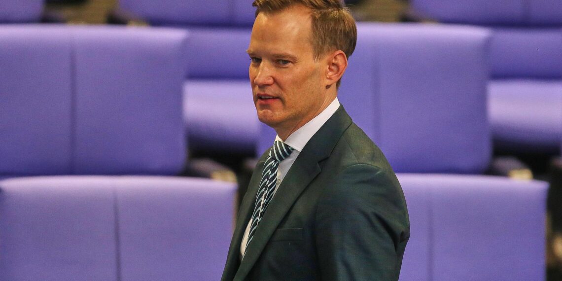 Streeck verteidigt Verbot von Inhaltsstoffen bei E-Zigaretten 1 Hendrik Streeck (Archiv)