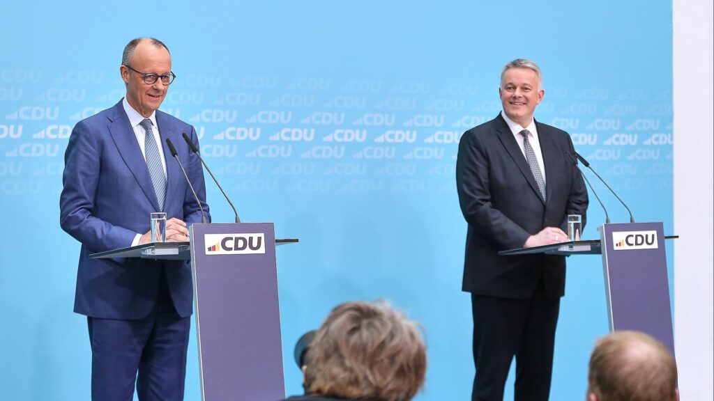 Friedrich Merz und Gordon Schnieder am 23.03.2026